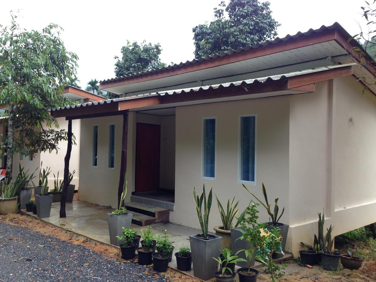 Baan Suan Tondin Hotel Satun Exterior photo